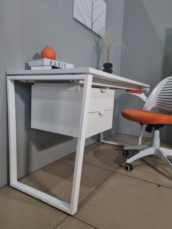 Стол с тумбой ФЛАЙ Распродажа